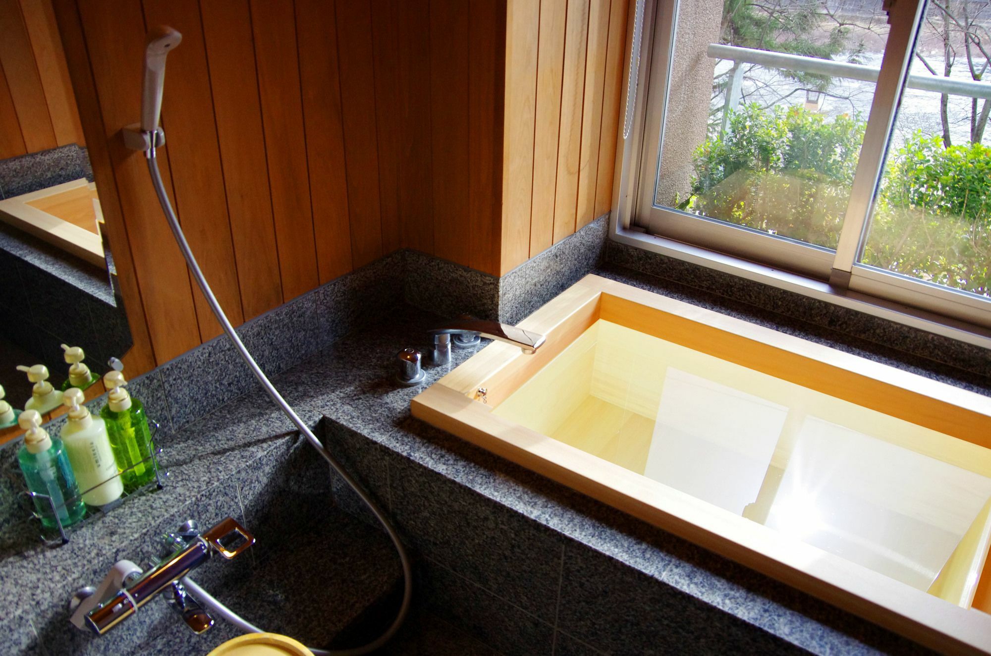 Gero Onsen Yukyunohana Kültér fotó